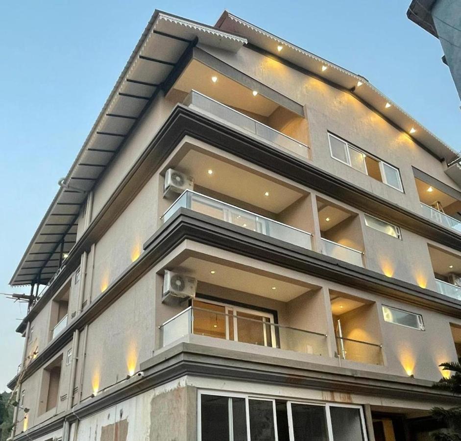 Ariena By Spree Hotels Goa Morjim Ngoại thất bức ảnh