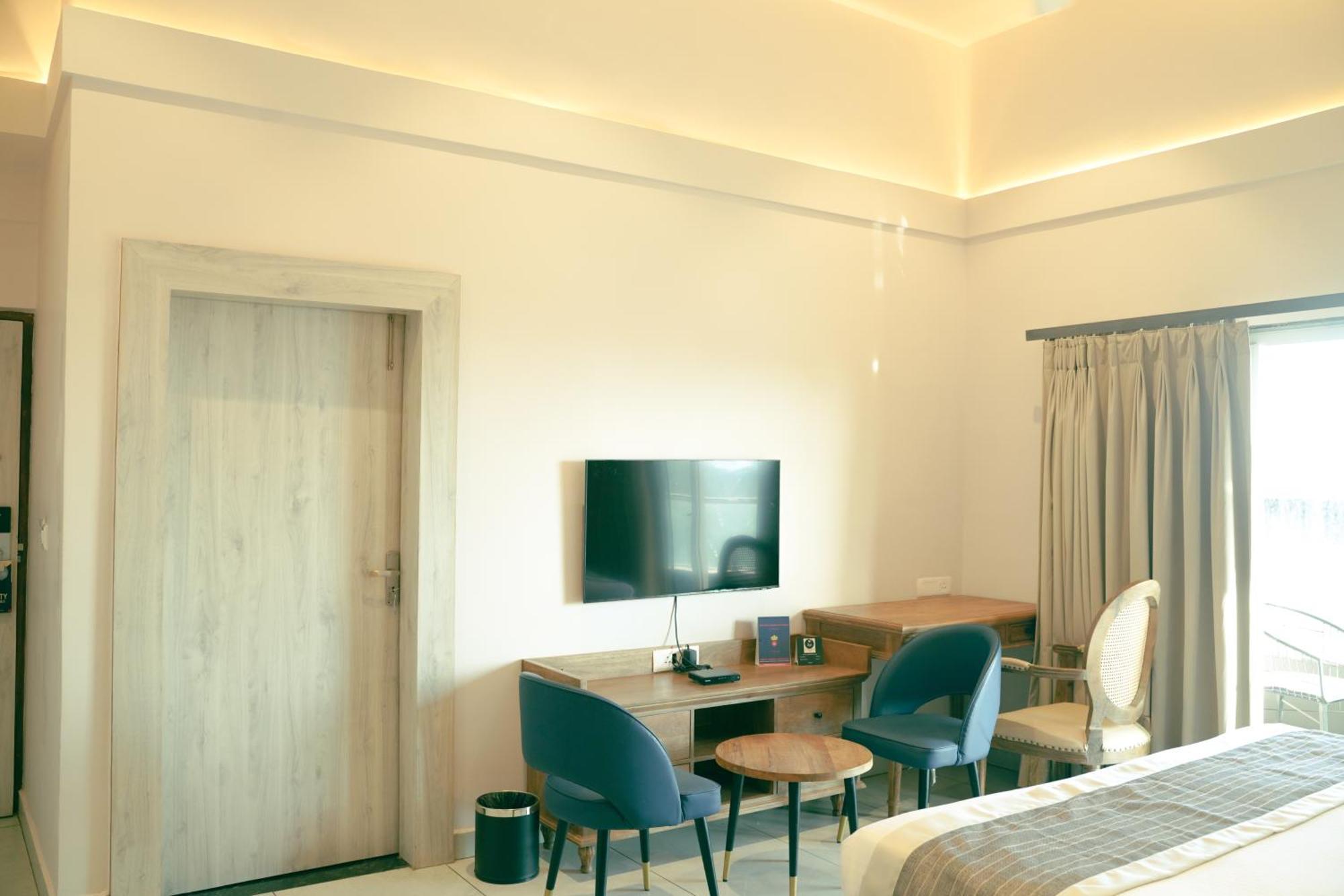 Ariena By Spree Hotels Goa Morjim Ngoại thất bức ảnh
